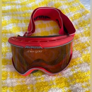 Children’s snow goggles - ALPINA - like new very gentle “worn